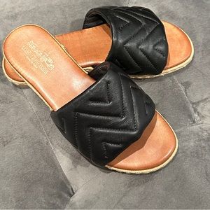 Coach and Four Black Quilted Slides. Size 6